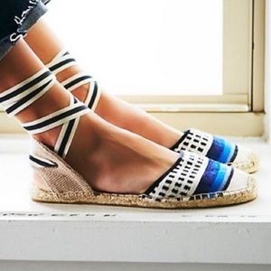 Soludos Lemlem blue lace up Espadrilles